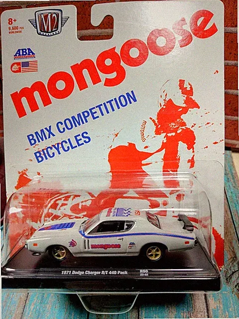 M2 Machines 1971 Dodge Charger R/T 440 Pack Mongoose / BMX Competition Bicycles